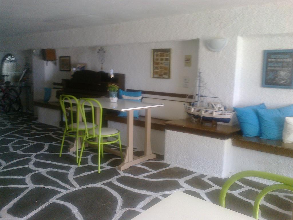 Belmar Self-catered 2* Erétria